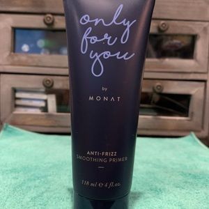 MONAT Anti-frizz Smoothing Primer